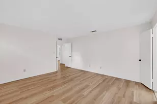 1910 Glen Hill Dr, Carrollton, TX 75007 - Photo 18