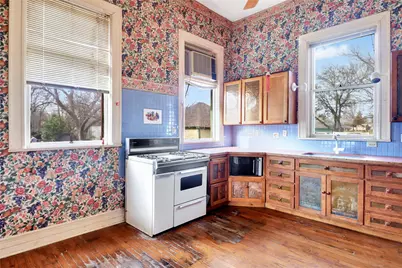 200 S Colorado Street, Whitney, TX 76692 - Photo 14