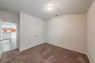 5319 Duval Dr, Grand Prairie, TX 75052 - Photo 24