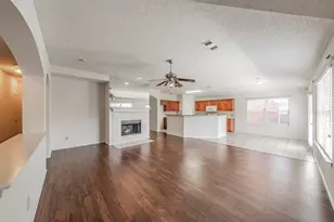 5319 Duval Dr, Grand Prairie, TX 75052 - Photo 18