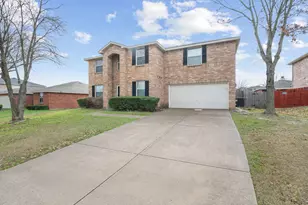 1215 Sullivan, Cedar Hill, TX 75104 - Photo 2