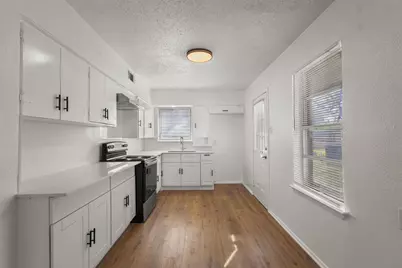 1722 Buena Vista Street, Mesquite, TX 75149 - Photo 6