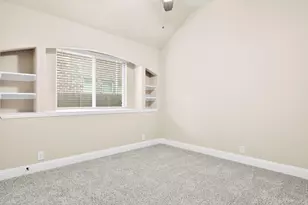 10213 Fox Mnr Trl, Fort Worth, TX 76131 - Photo 12