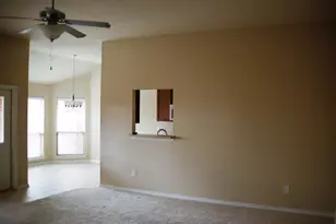 1733 Sully Ct, Stephenville, TX 76401 - Photo 2