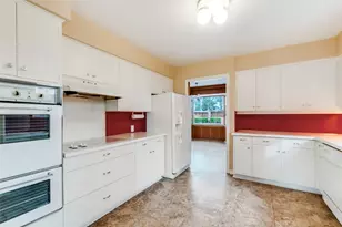 3230 Hanover St, University Park, TX 75225 - Photo 10