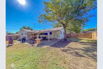 1502 Sunset Street, Merkel, TX 79536 - Photo 32