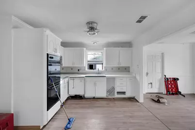 908 Harrison Drive, Kennedale, TX 76060 - Photo 8