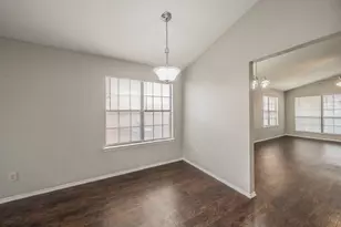 421 Sims Dr, Cedar Hill, TX 75104 - Photo 8