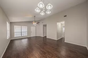 421 Sims Dr, Cedar Hill, TX 75104 - Photo 6