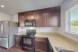 3957 Polar Brook Dr, Fort Worth, TX 76244 - Photo 10
