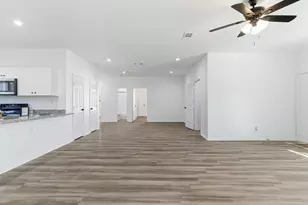 408 Susan Dr, Kennedale, TX 76060 - Photo 12