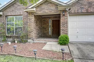 2041 Meadow View Dr, Princeton, TX 75407 - Photo 4