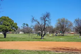 3205 Parkside Dr, Mesquite, TX 75150 - Photo 4