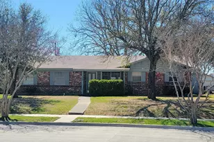 3205 Parkside Dr, Mesquite, TX 75150 - Photo 1