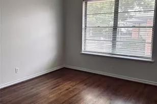 9112 Liptonshire Dr, Dallas, TX 75238 - Photo 4