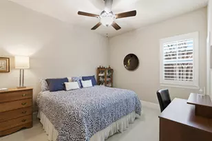 5016 Dickens Ln, Carrollton, TX 75010 - Photo 32