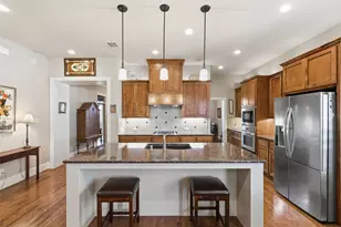 5016 Dickens Ln, Carrollton, TX 75010 - Photo 12