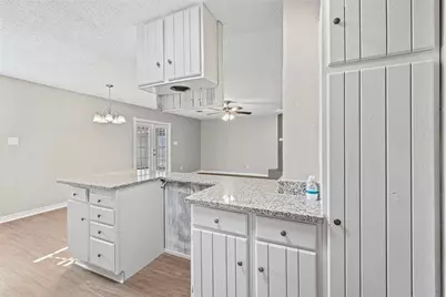 565 Park Center Boulevard, Saginaw, TX 76179 - Photo 14