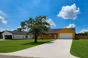 400 Susan Dr, Kennedale, TX 76060 - Photo 2
