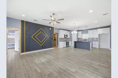 2301 Briarwood Drive, Bridgeport, TX 76426 - Photo 2