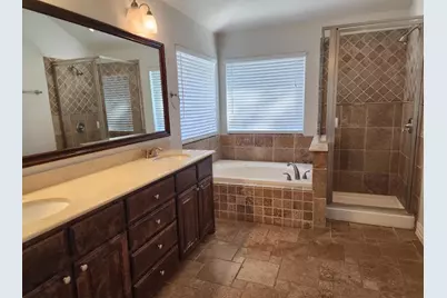3324 Sir Stewart Circle, Grand Prairie, TX 75052 - Photo 10
