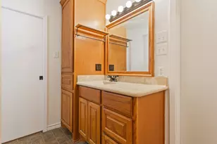 103 Spring Oak St, Lacy Lakeview, TX 76705 - Photo 18