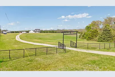 836 Fm-2068, Klondike, TX 75448 - Photo 4