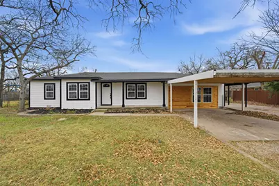 1005 E Craven Avenue, Lacy Lakeview, TX 76705 - Photo 1