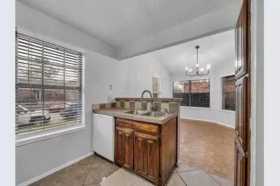 2806 Harvest Lake Drive, Irving, TX 75060 - Photo 10
