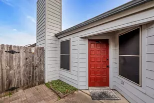 2806 Harvest Lake Dr, Irving, TX 75060 - Photo 4