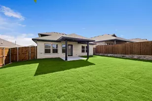 1317 Richardson St, Howe, TX 75459 - Photo 22