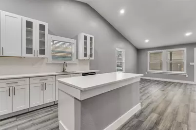 1004 Muncie Avenue, Dallas, TX 75212 - Photo 10