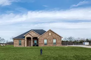 2234 Westpoint Cir, Terrell, TX 75161 - Photo 1