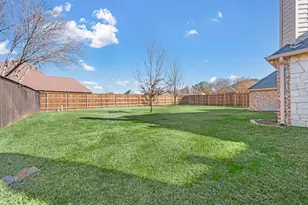 7805 Shady Oaks Dr, North Richland Hills, TX 76182 - Photo 32