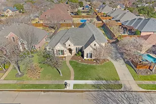 7805 Shady Oaks Dr, North Richland Hills, TX 76182 - Photo 2