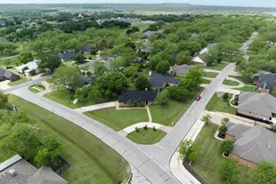 9130 Hanging Moss Dr, Granbury, TX 76049 - Photo 36