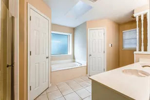 9130 Hanging Moss Dr, Granbury, TX 76049 - Photo 18