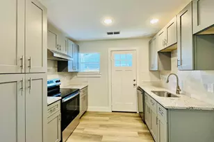 327 Pittman St, Richardson, TX 75081 - Photo 4