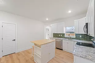 301 N Friou St, Alvarado, TX 76009 - Photo 6