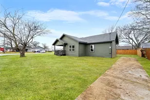 301 N Friou St, Alvarado, TX 76009 - Photo 36
