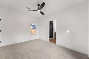 301 N Friou St, Alvarado, TX 76009 - Photo 18