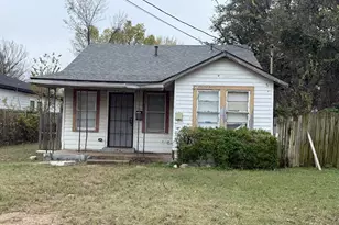 1418 E Overton Rd, Dallas, TX 75216 - Photo 1
