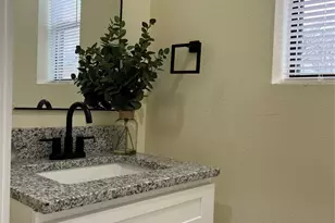 317 E 14th Ave, Corsicana, TX 75110 - Photo 16