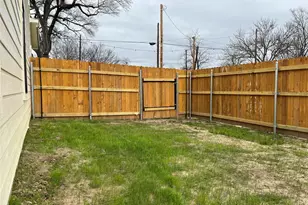 317 E 14th Ave, Corsicana, TX 75110 - Photo 36