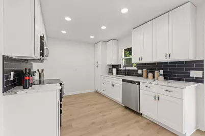 2003 Deerfield Drive, Carrollton, TX 75007 - Photo 8