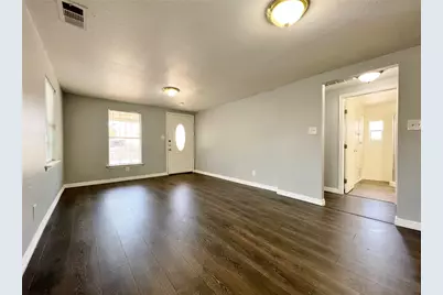 2625 E 12th Street, Fort Worth, TX 76111 - Photo 6