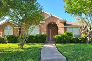 429 Oakhurst Dr, Murphy, TX 75094 - Photo 2