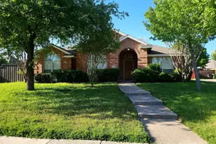 429 Oakhurst Dr, Murphy, TX 75094 - Photo 1