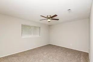 918 Kerry St, Benbrook, TX 76126 - Photo 10