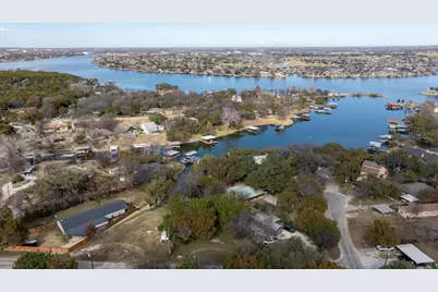 1310 Keechi Trail, Granbury, TX 76048 - Photo 14